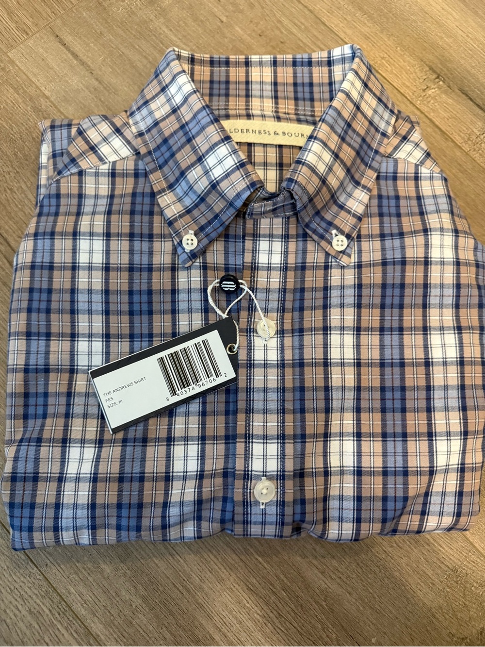 Holderness & Bourne Plaid Button-Down Shirt